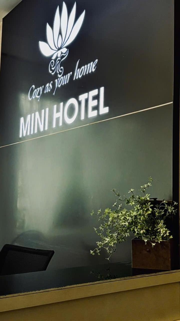Hotel Mini Phu Tho Kültér fotó